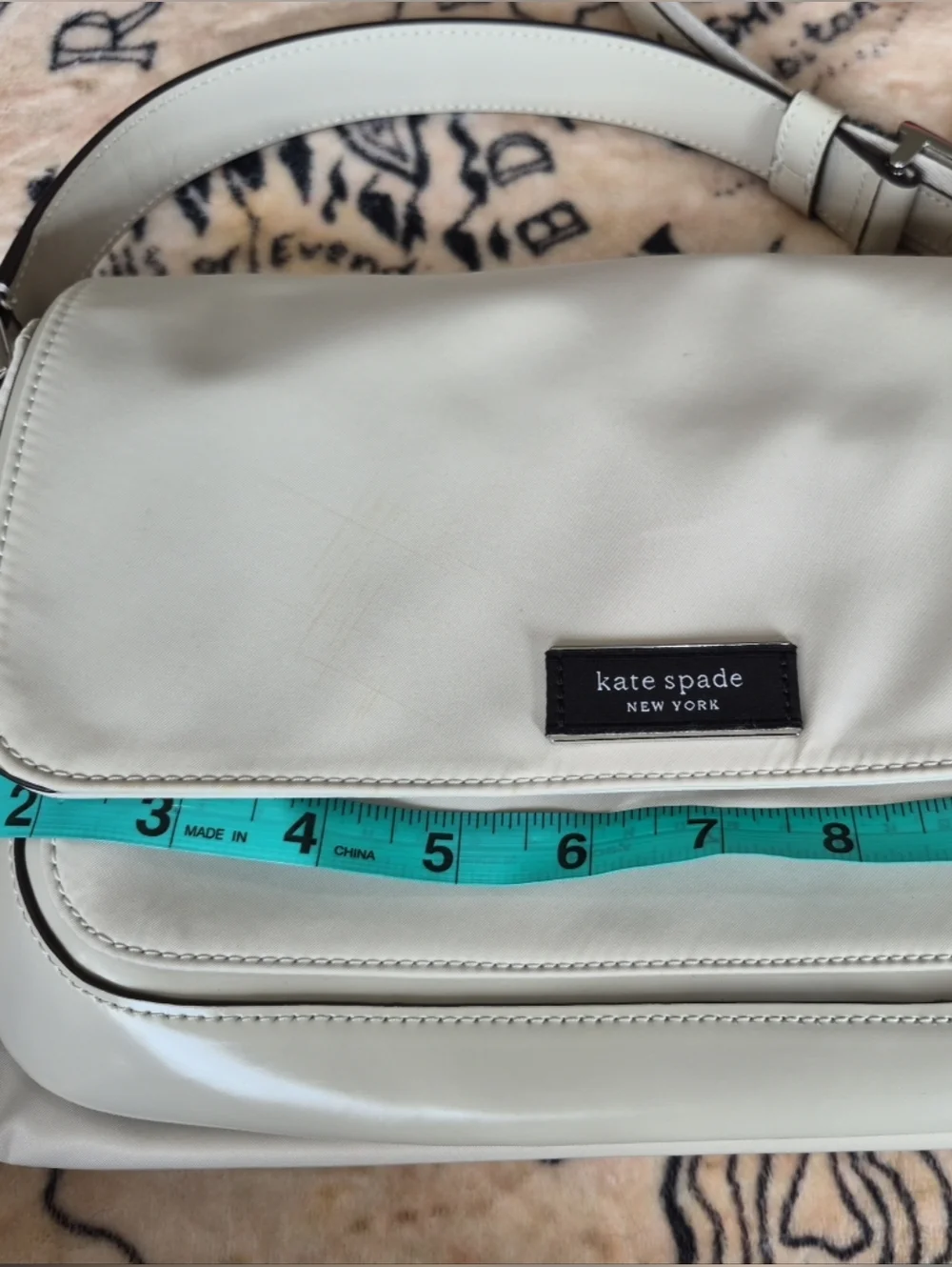 Kate Spade New York Cream/Ivory Messenger Bag